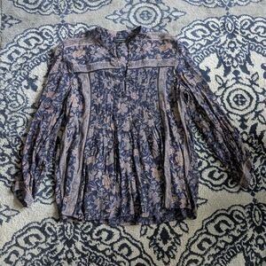 NWOT Lucky Brand Navy and Beige Floral Blouse